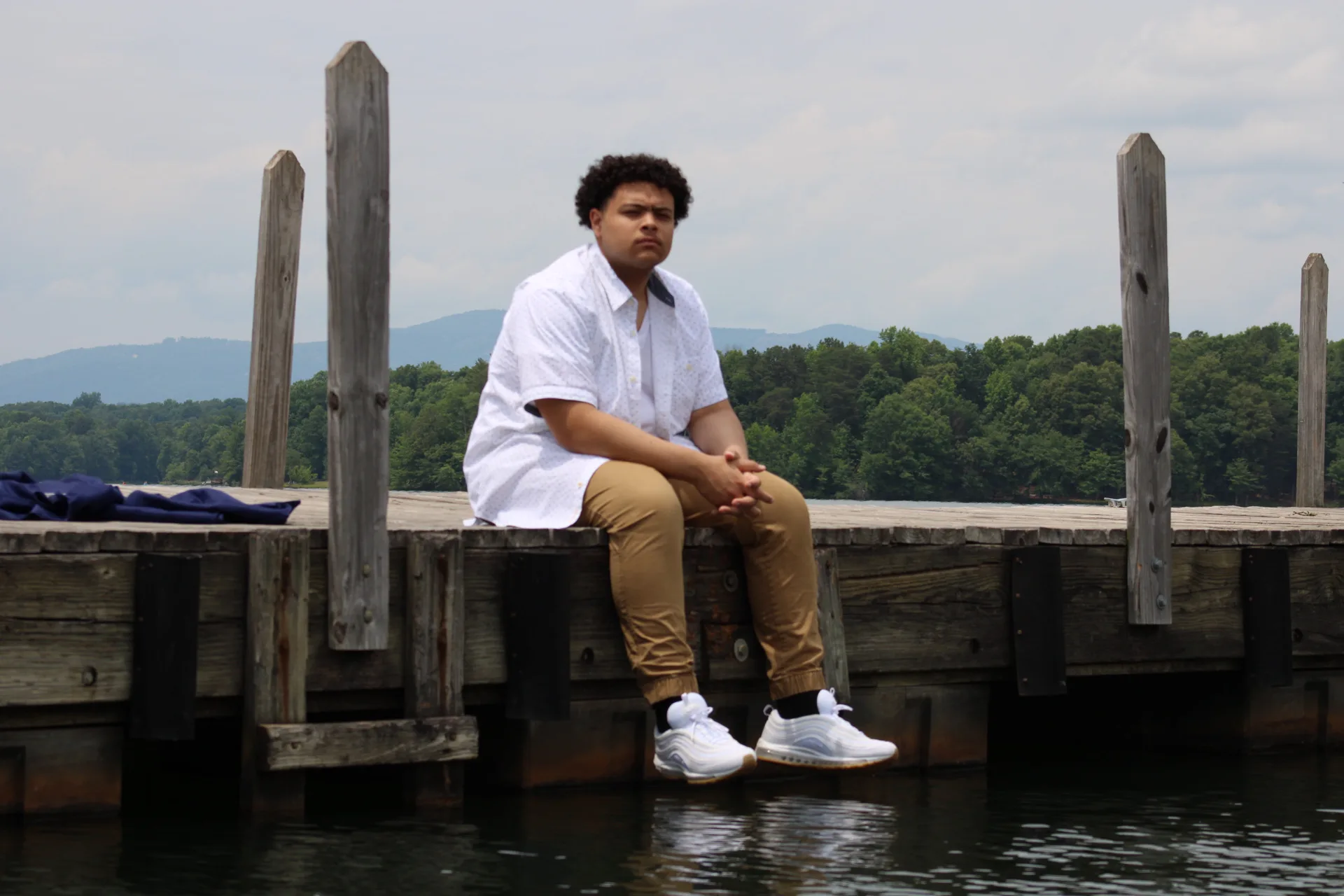 Graduate on lake